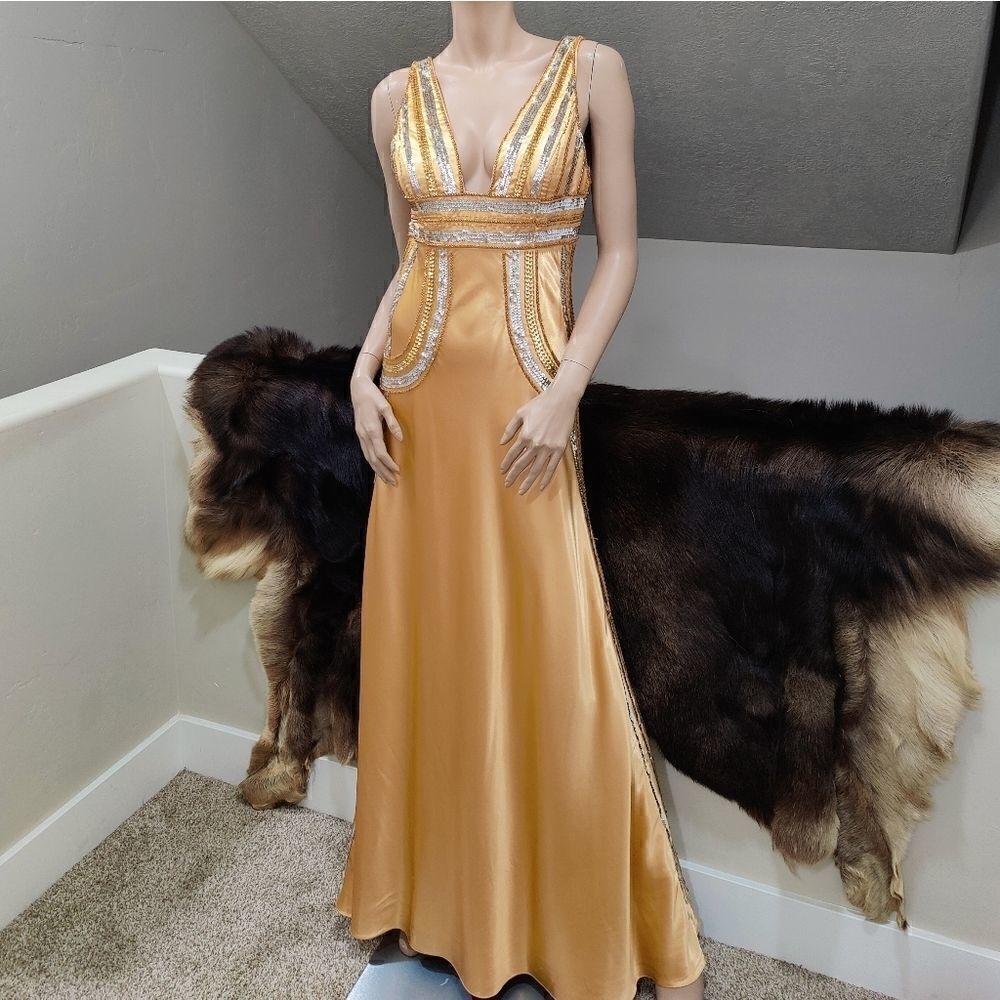 Stunning Sleeveless V-Neck Sequins & Beaded Gown